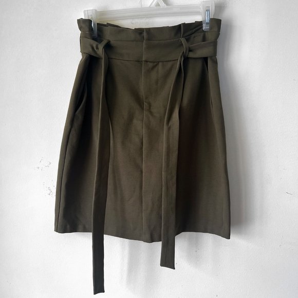 New! High-Waisted Paperbag Mini Safari color Skirt, Size M - Picture 9 of 16